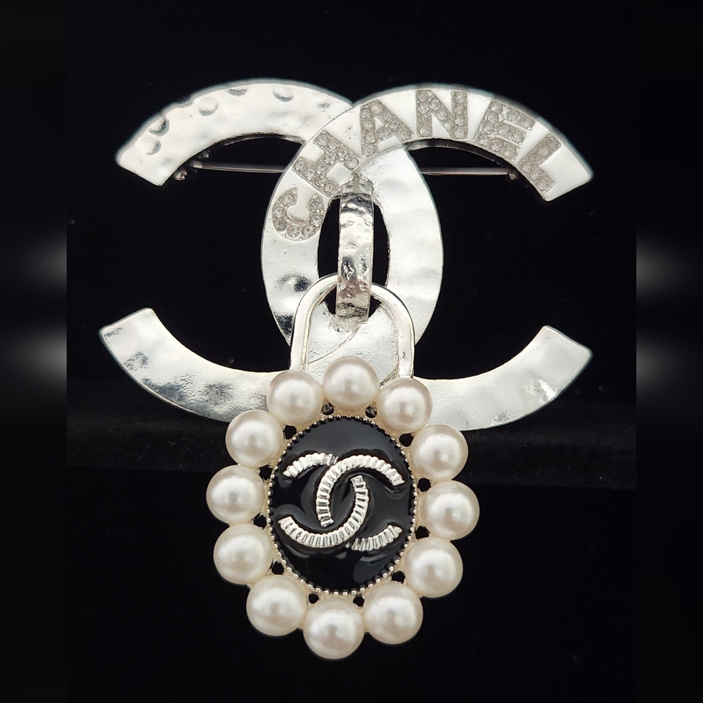 CC Pearl Brooch(Silver)